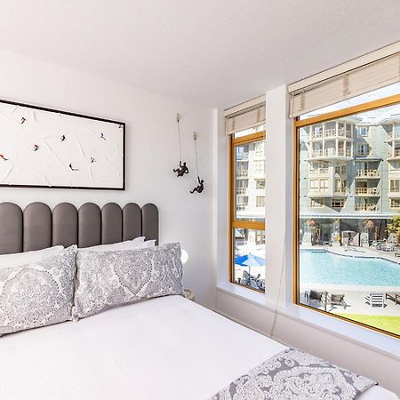 Cascade Lodge Premium Suite, With Pool & Hot Tub Whistler Eksteriør bilde